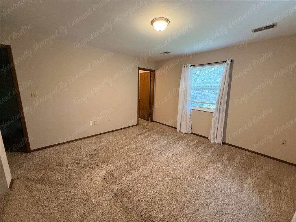 290 East Alex Bell Road, Unit 4 Dayton, OH 45459 - Photo 28 of 32 Gallery Image 28