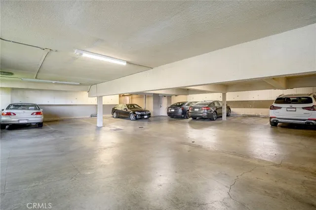 $3,750 | 14141 Dickens Street, Sherman Oaks, CA 91423