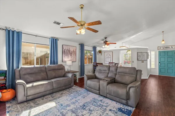 $432,900 | 3805 Ellenboro Avenue, Modesto, CA 95357