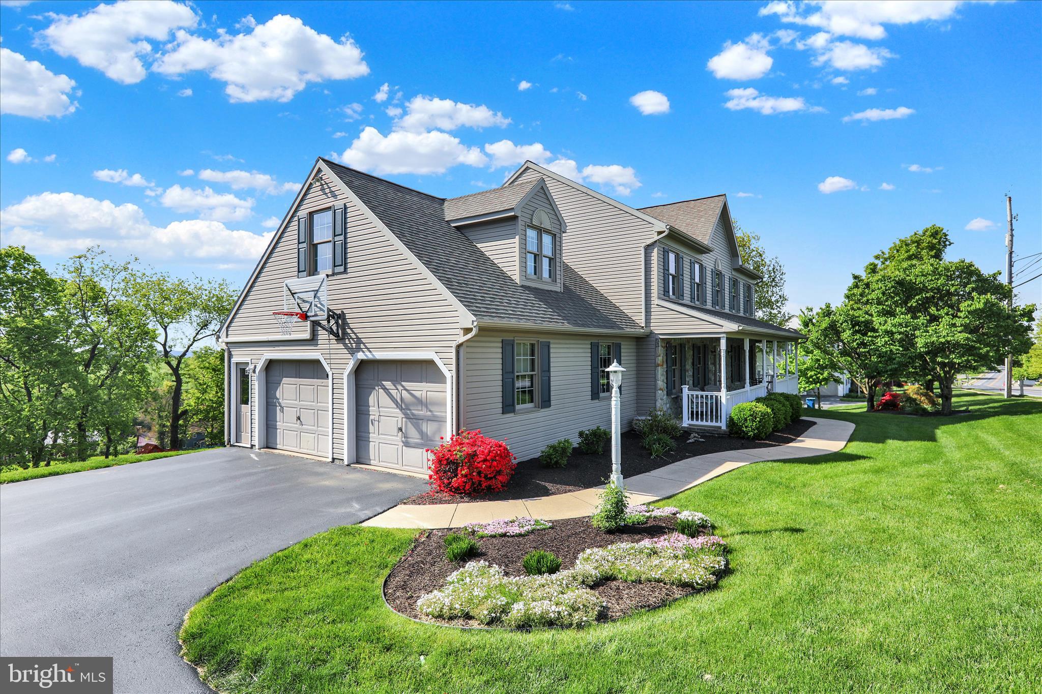 678 West Ridge Road Elizabethtown, PA 17022 - Photo 2 of 42 360_2582