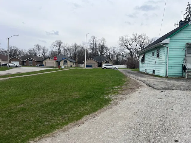 $11,750 | 4216 West 135th Street, Robbins, IL 60472