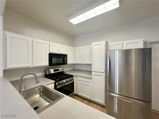 $1,685 | 1000 Nevada Sky Street, Las Vegas, NV 89128