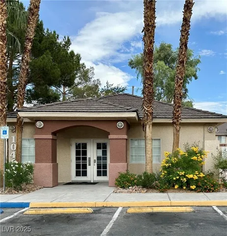 $1,685 | 1000 Nevada Sky Street, Las Vegas, NV 89128