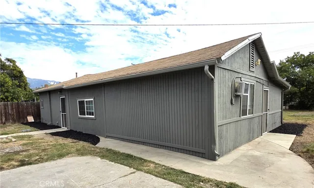 $2,200 | 6951 Garden Drive, Unit B, San Bernardino, CA 92404