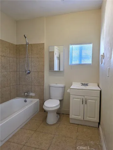 $2,200 | 6951 Garden Drive, Unit B, San Bernardino, CA 92404