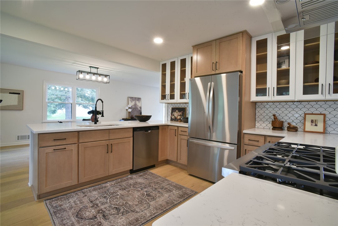 88 Stuyvesant Road Pittsford, NY 14534 - Photo 22 of 44