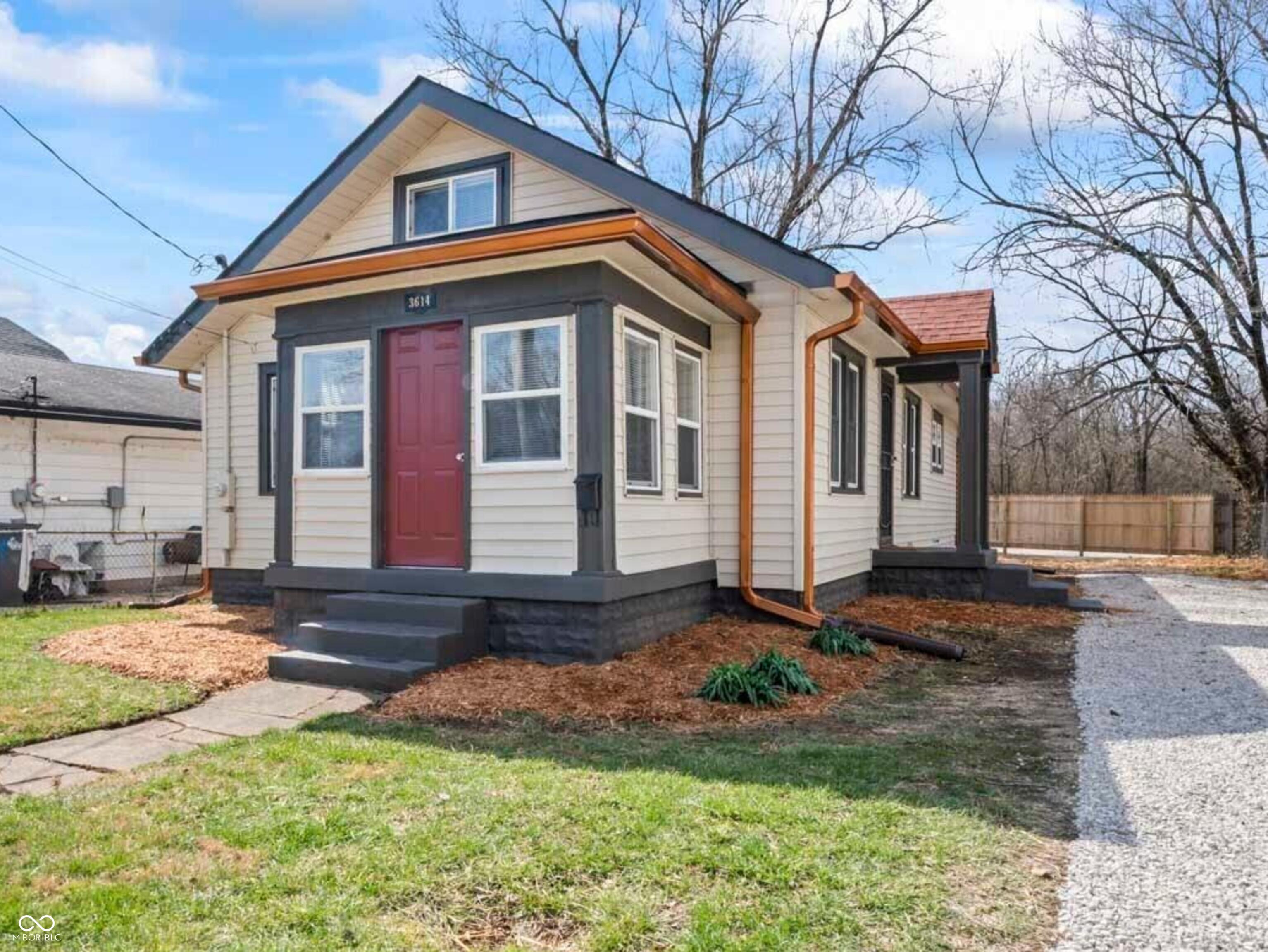 3614 Ralston Avenue Indianapolis, IN 46218 - Photo 2 of 44