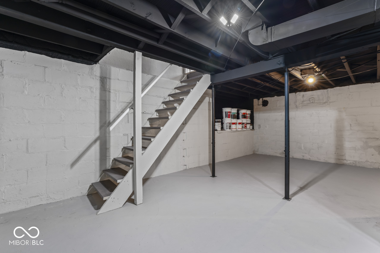 3614 Ralston Avenue Indianapolis, IN 46218 - Photo 35 of 44