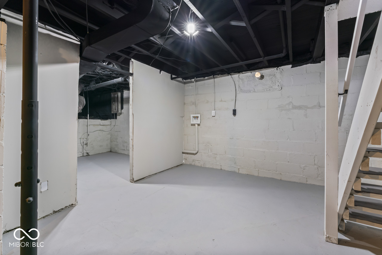 3614 Ralston Avenue Indianapolis, IN 46218 - Photo 36 of 44