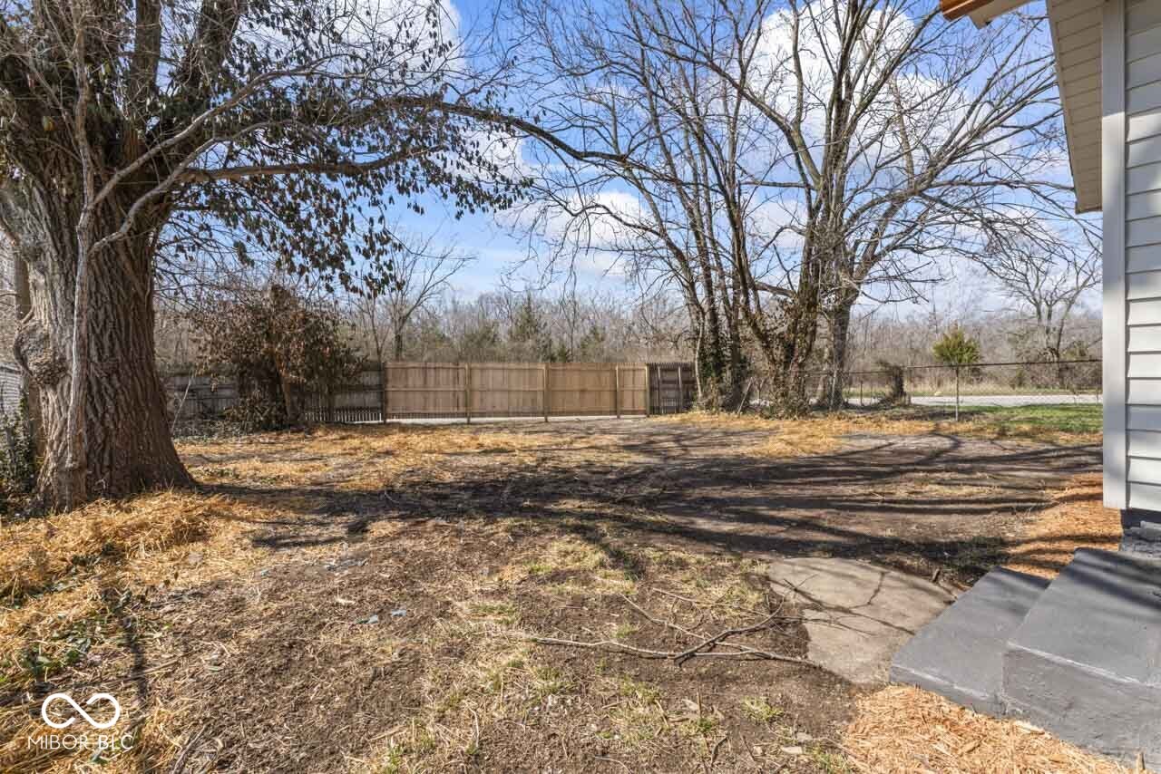 3614 Ralston Avenue Indianapolis, IN 46218 - Photo 42 of 44