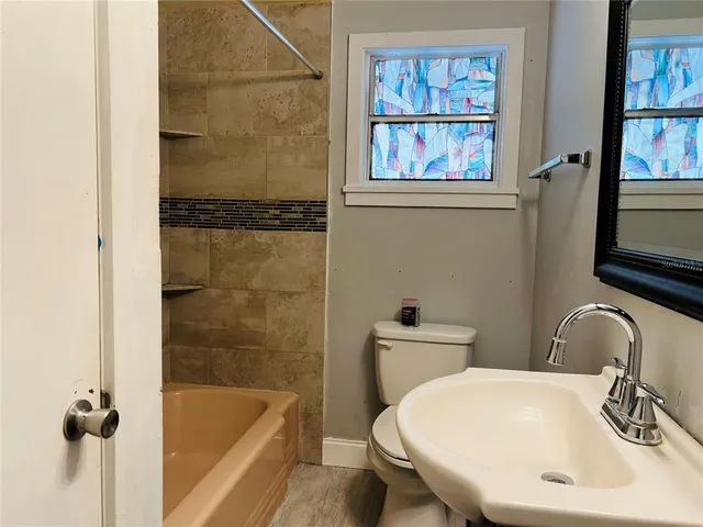 $1,850 | 501 25th Avenue West, Bradenton, FL 34205