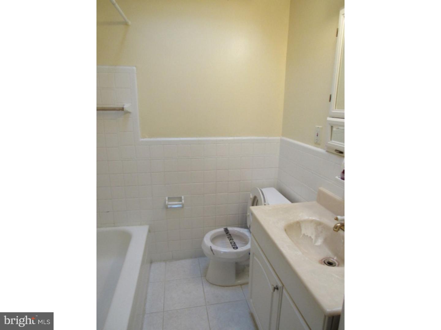 114 Spring Valley Road Darby, PA 19023 - Photo 8 of 13