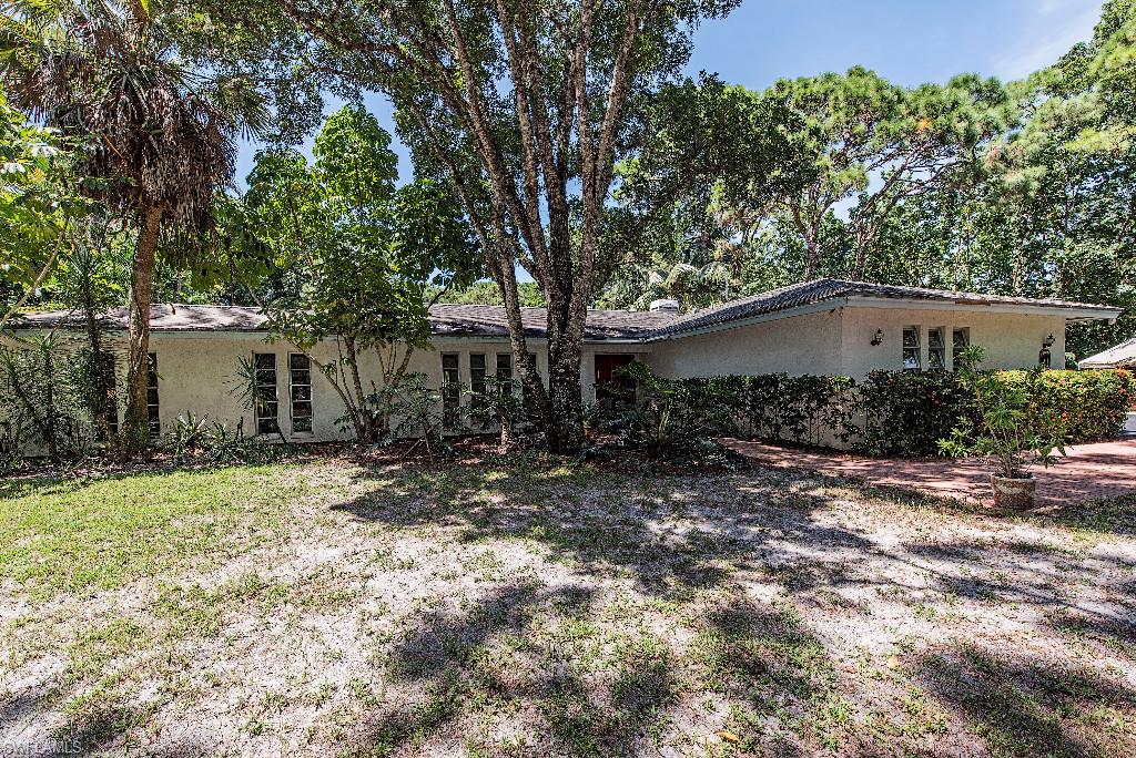 41 Caribbean Road Naples, FL 34108 - Photo 1 of 16 Gallery Image 1