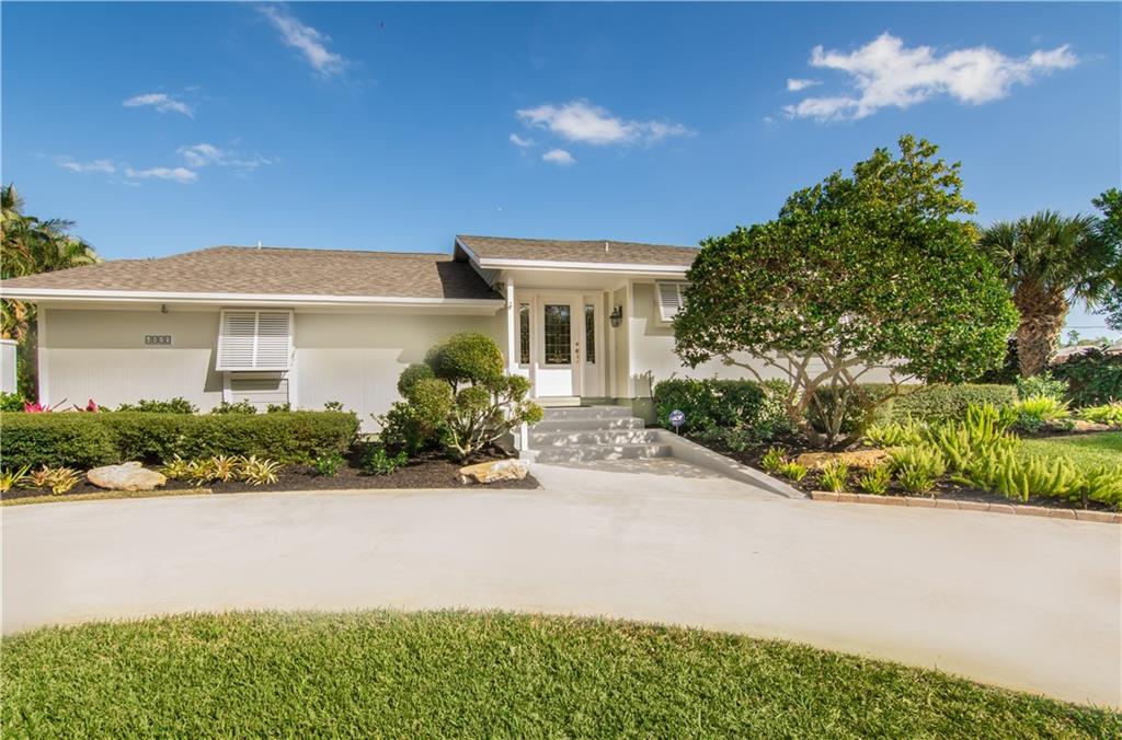 4815 Southeast Manatee Cove Road Stuart, FL 34997 - Photo 2 of 40 Gallery Image 2