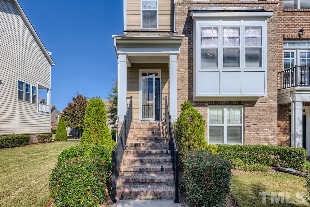 9126 Falkwood Road Raleigh, NC 27617 - Photo 3 of 28 Gallery Image 3
