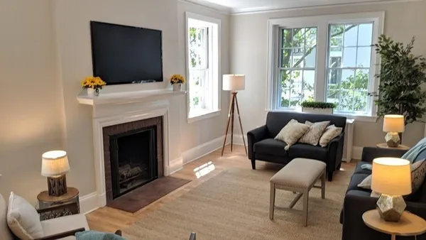 $4,300 | 205 Mt Auburn Street, Unit 2C, Cambridge, MA 02138