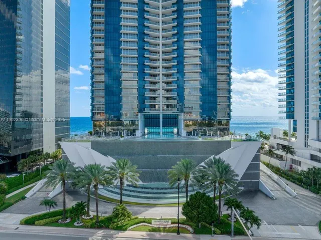 $150,000 | 17121 Collins Avenue, Unit 4803, Sunny Isles Beach, FL 33160