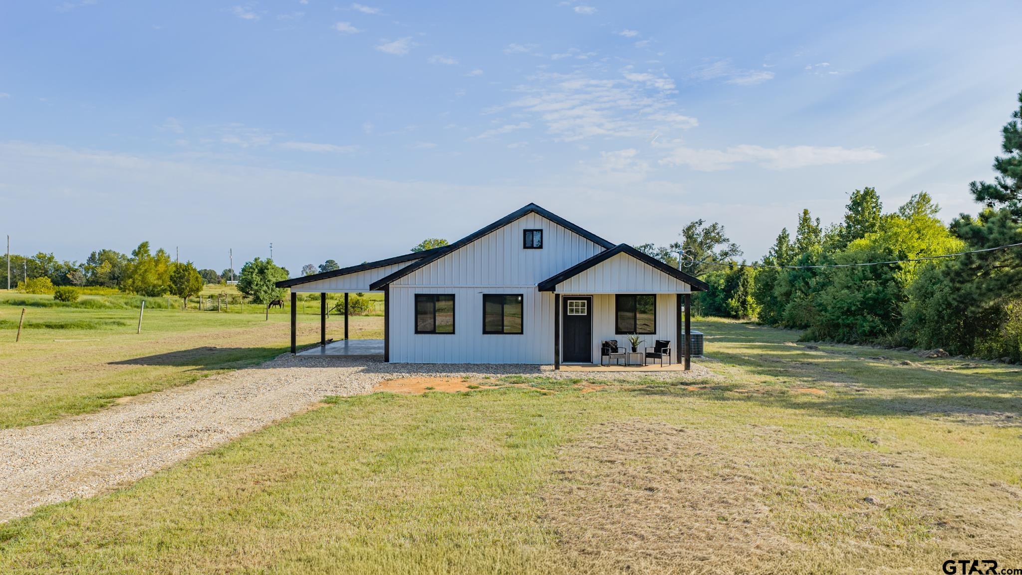 104 Private Road New Boston, TX 75570 - Photo 3 of 37 Gallery Image 3