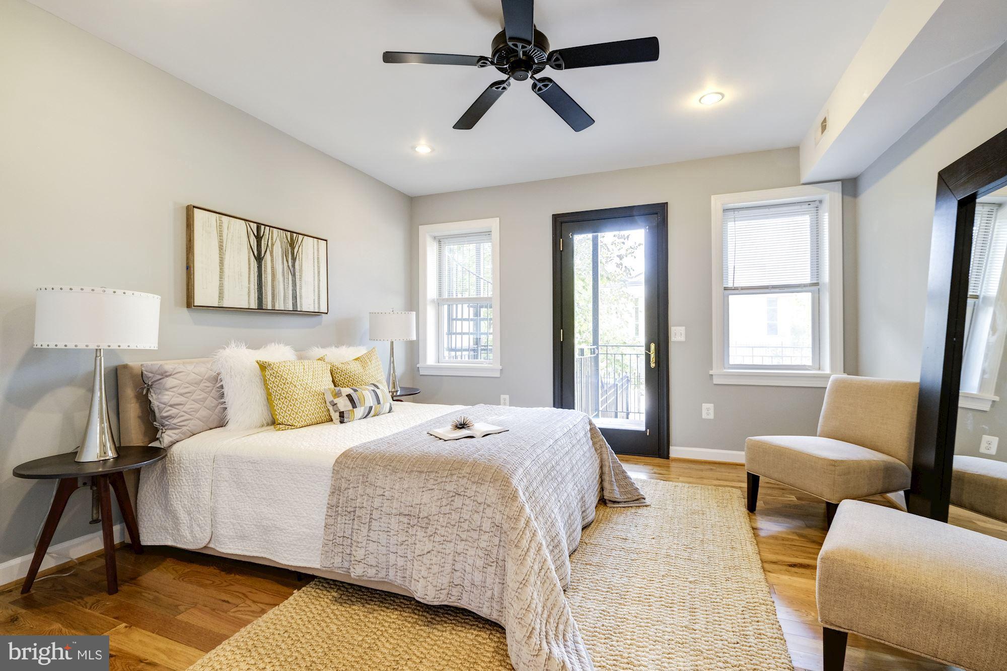 2242 Ontario Road Northwest, Unit 2 Washington, DC 20009 - Photo 5 of 21 One of two SPACIOUS bedrooms