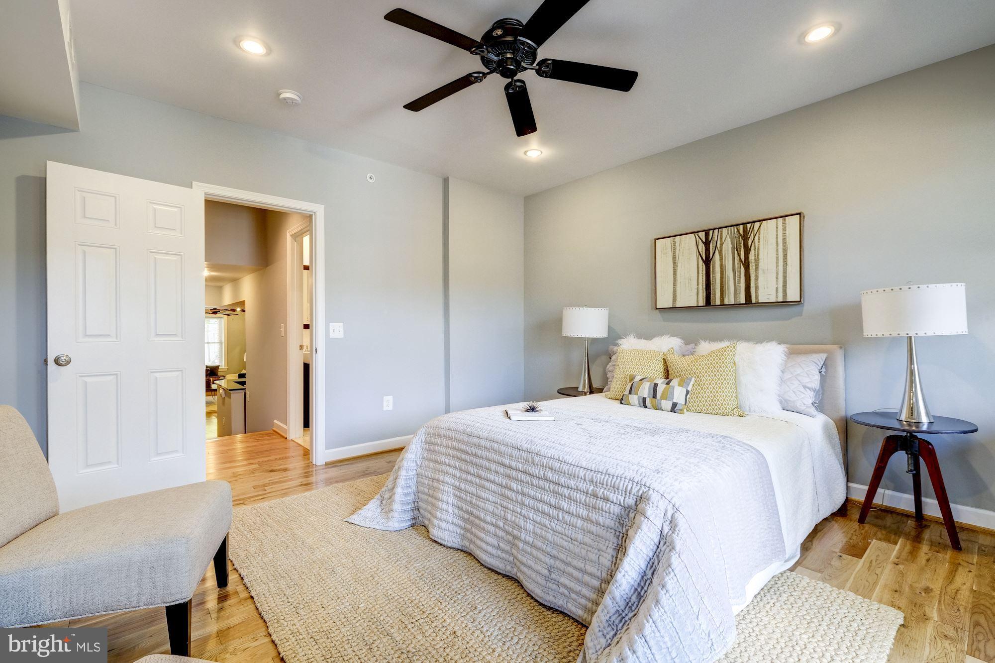 2242 Ontario Road Northwest, Unit 2 Washington, DC 20009 - Photo 6 of 21