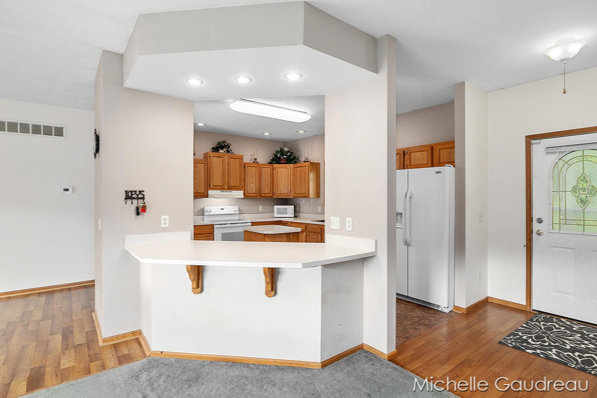 12567 Bass Road Wayland, MI 49348 - Photo 13 of 43 IMG_1011