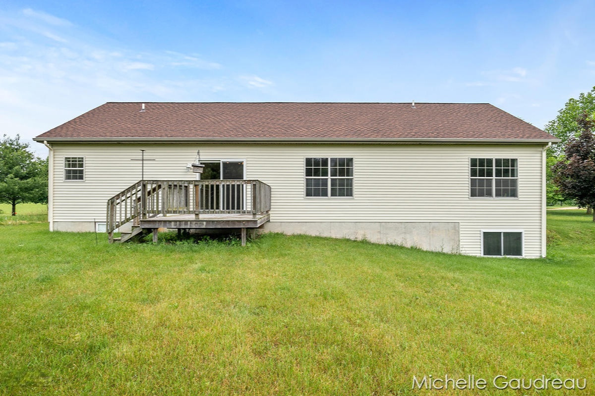 12567 Bass Road Wayland, MI 49348 - Photo 27 of 43 IMG_1026