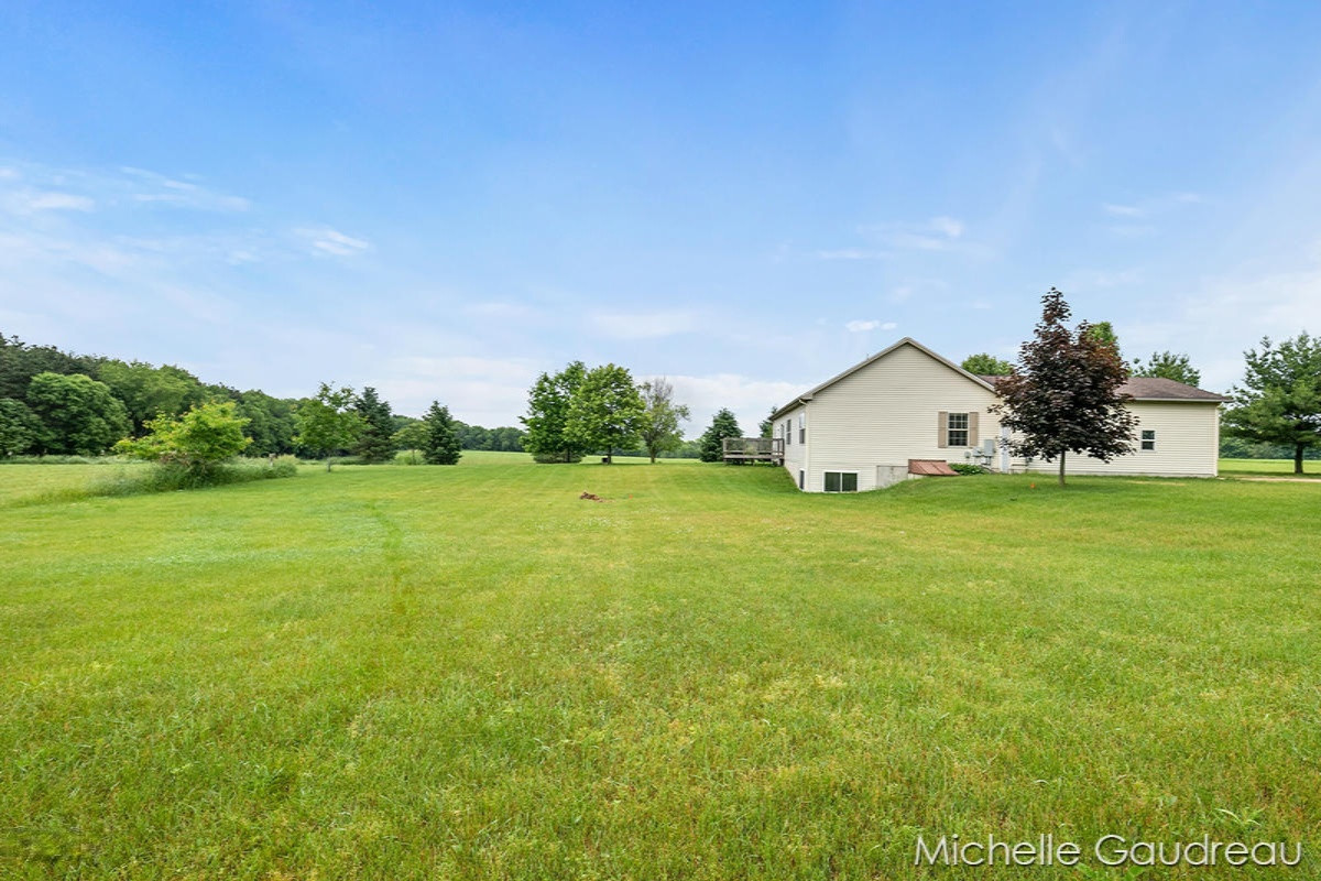 12567 Bass Road Wayland, MI 49348 - Photo 29 of 43 IMG_1028