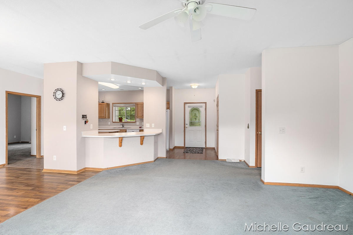 12567 Bass Road Wayland, MI 49348 - Photo 8 of 43 IMG_1006
