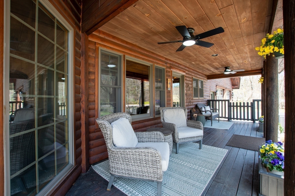 23 Henshaw Road Templeton, MA 01468 - Photo 5 of 42 Gallery Image 5