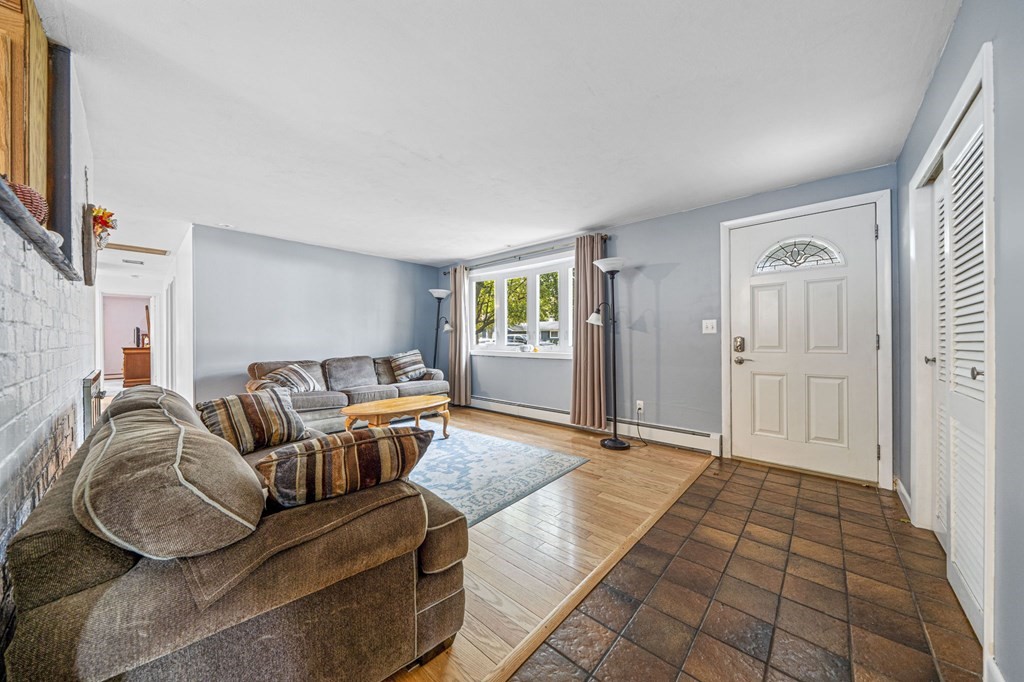 34 Spring Street Braintree, MA 02184 - Photo 7 of 36 Gallery Image 7