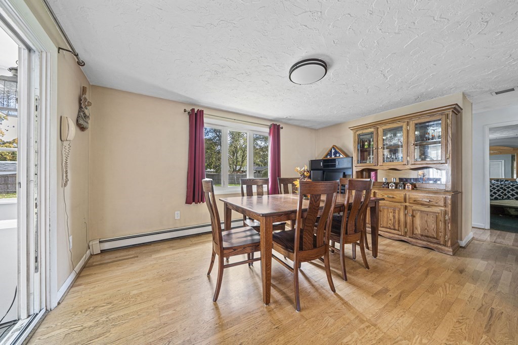 34 Spring Street Braintree, MA 02184 - Photo 10 of 36 Gallery Image 10
