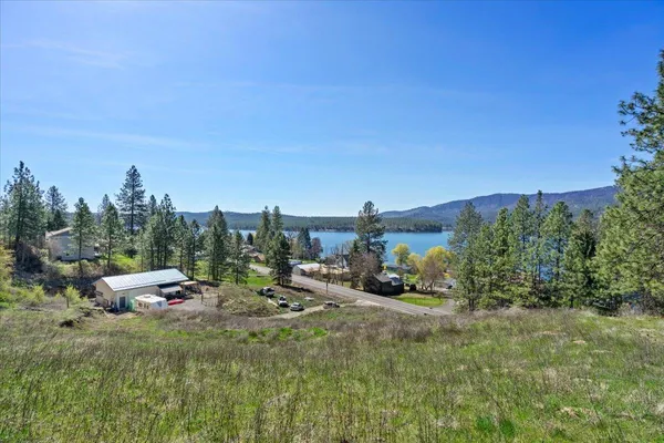 $299,900 | 6690 Highway 291, Nine Mile Falls, WA 99026