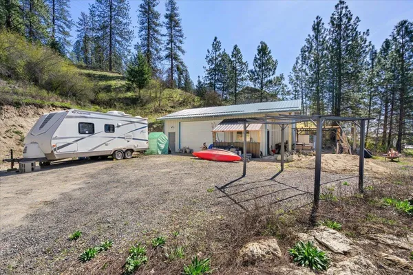 $299,900 | 6690 Highway 291, Nine Mile Falls, WA 99026