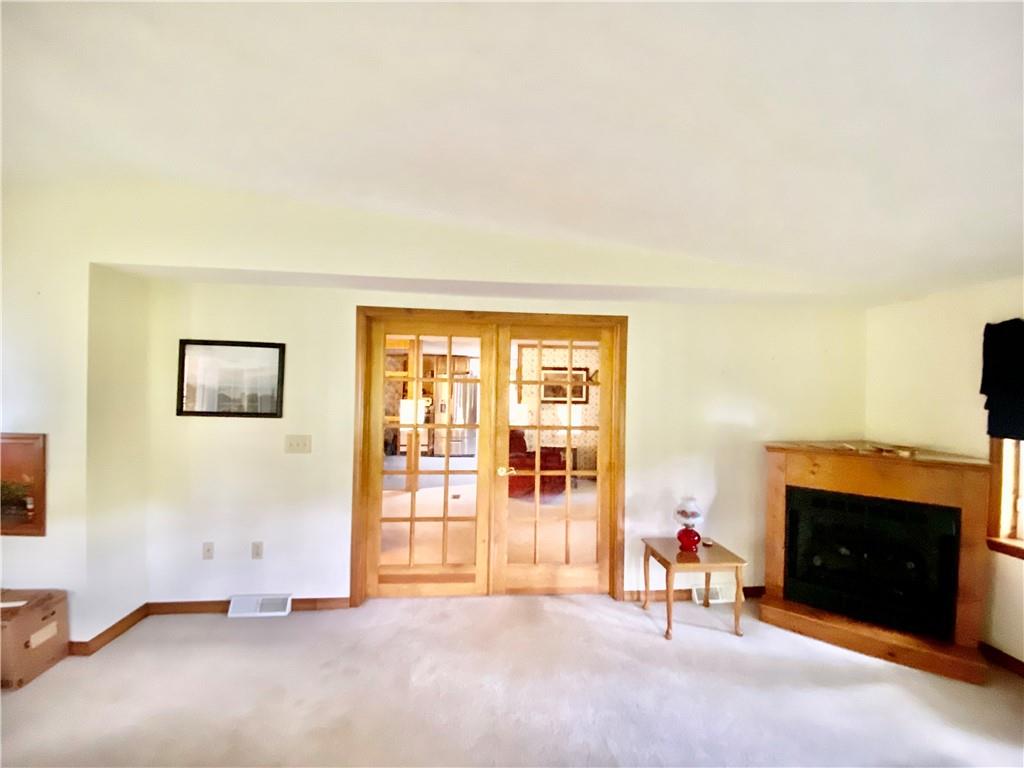 2008 Laurel Road Shelocta, PA 15774 - Photo 11 of 24 Gallery Image 11