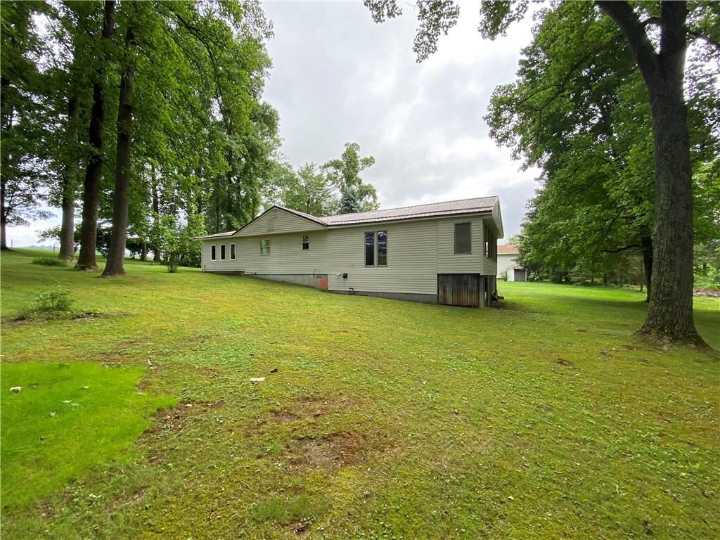 2008 Laurel Road Shelocta, PA 15774 - Photo 3 of 24 Gallery Image 3