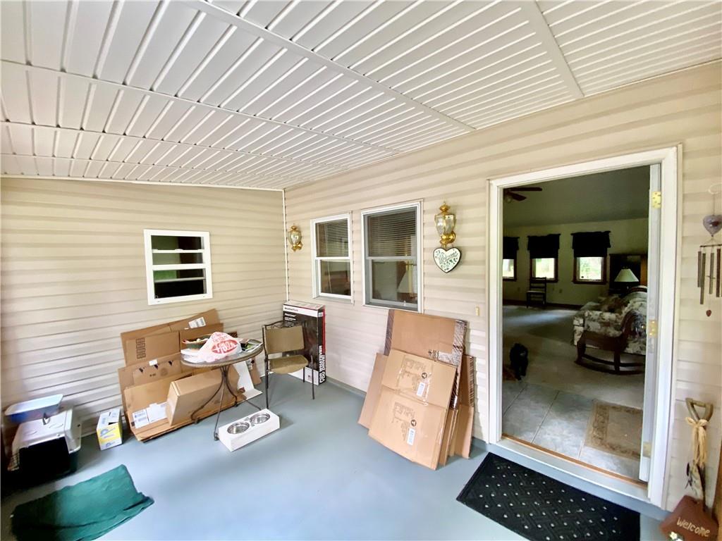 2008 Laurel Road Shelocta, PA 15774 - Photo 8 of 24 Gallery Image 8