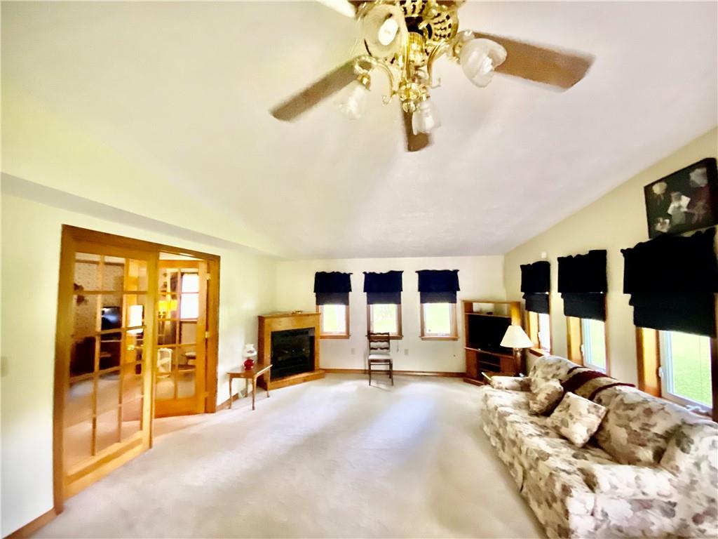 2008 Laurel Road Shelocta, PA 15774 - Photo 9 of 24 Gallery Image 9
