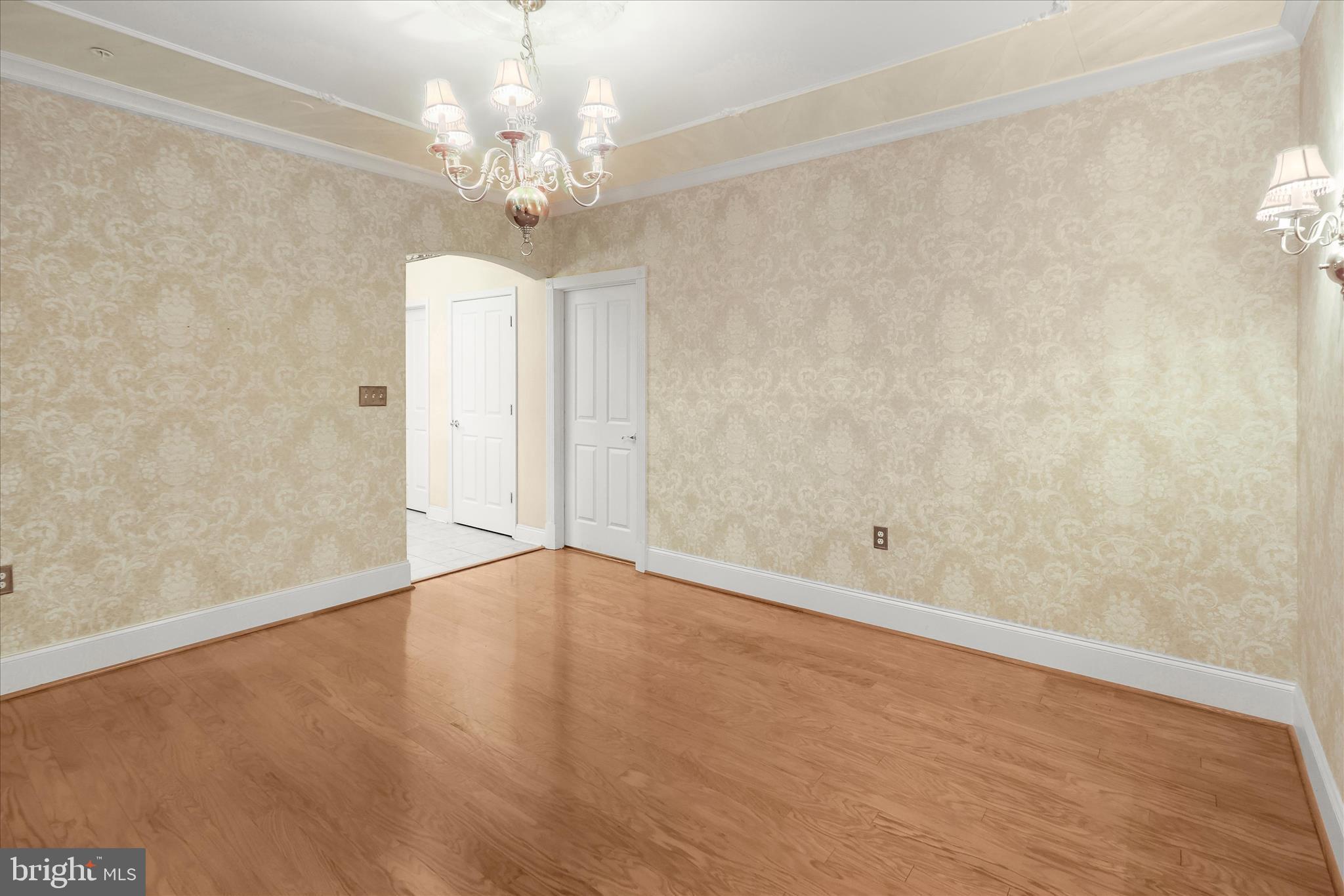 2250 Bear Den Road, Unit 104 Frederick, MD 21701 - Photo 19 of 81 Dining Room - Hardwood Floors