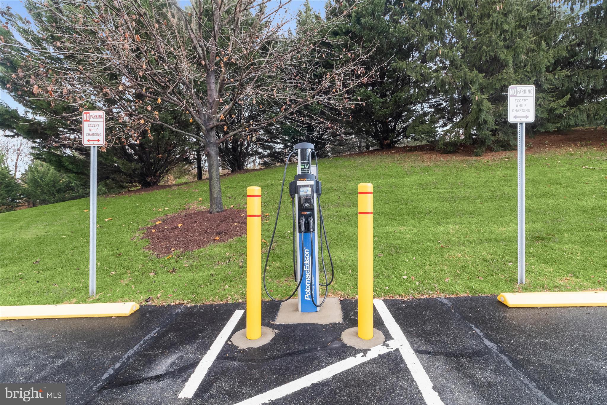 2250 Bear Den Road, Unit 104 Frederick, MD 21701 - Photo 56 of 81 EV Charger