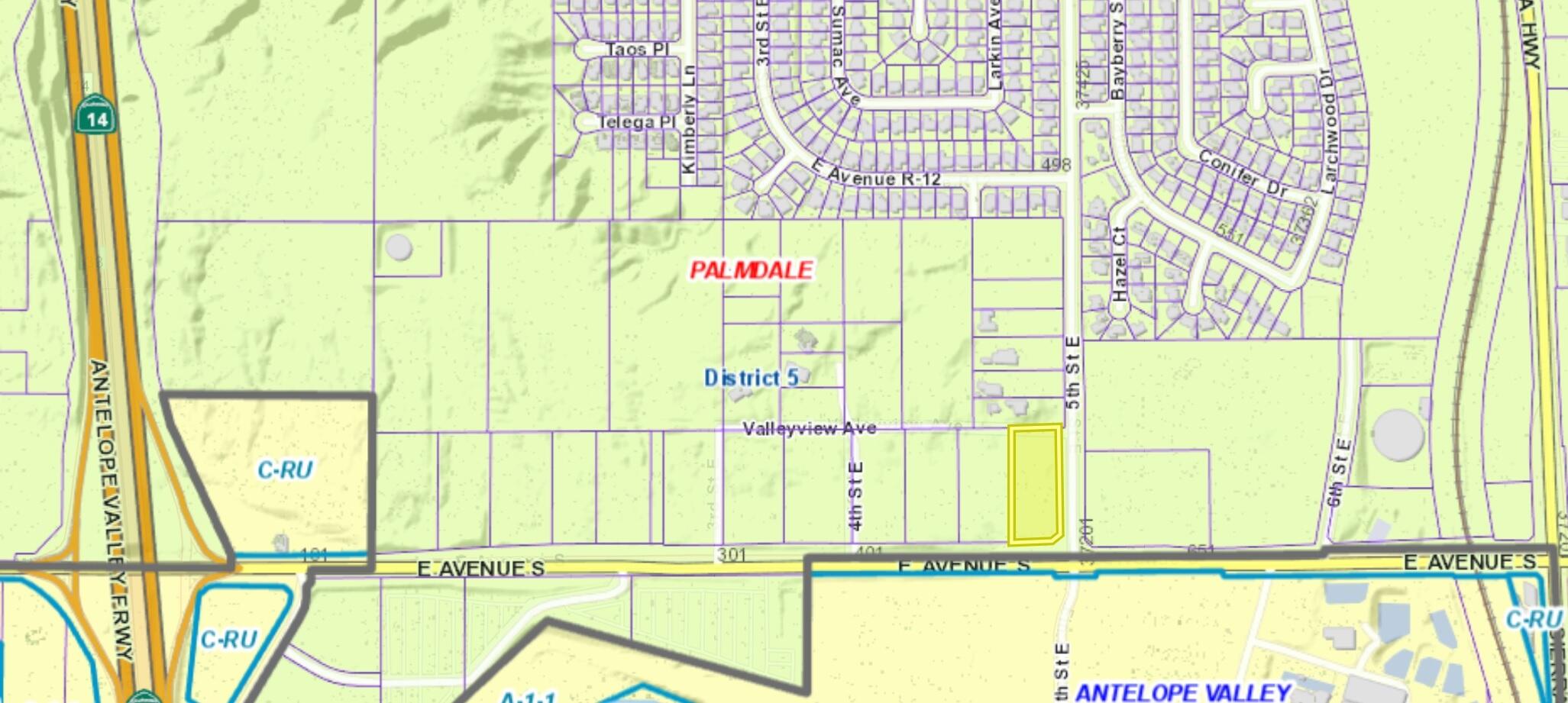 Cor 5th Palmdale Ca Palmdale, CA 93550 - Photo 3 of 7 a view of a windows