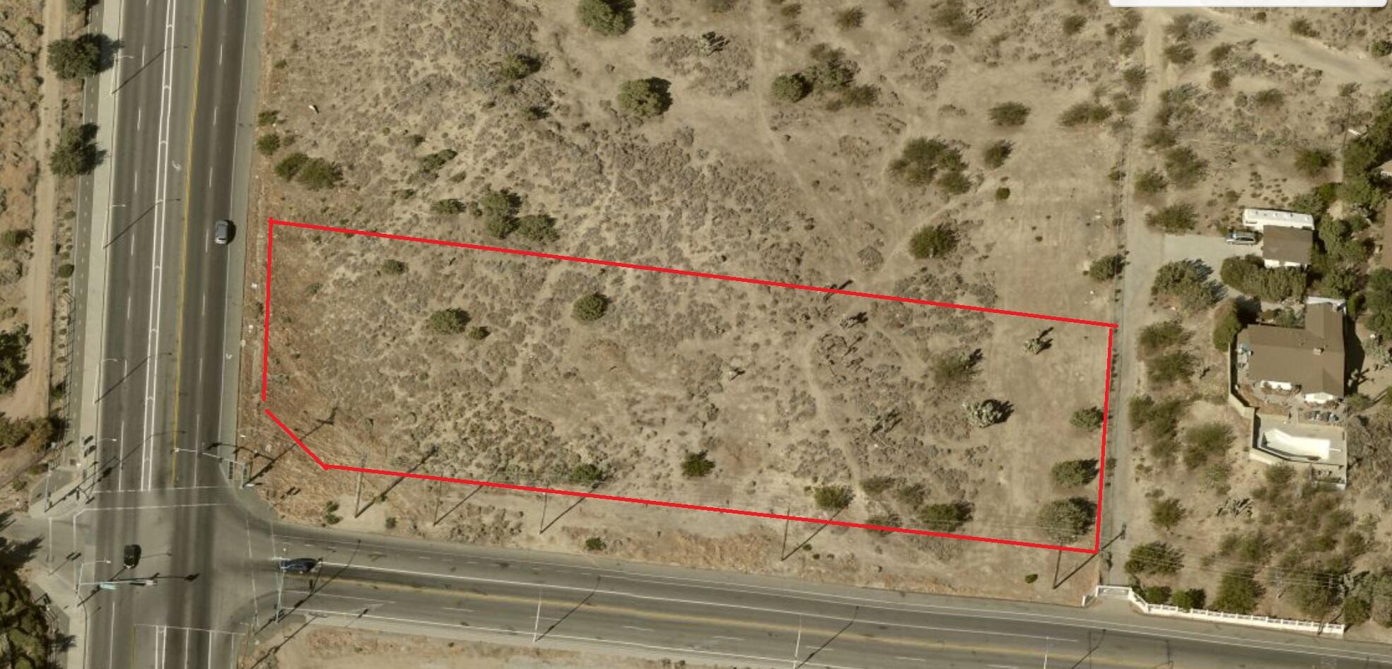 Cor 5th Palmdale Ca Palmdale, CA 93550 - Photo 6 of 7 a view of a mirror