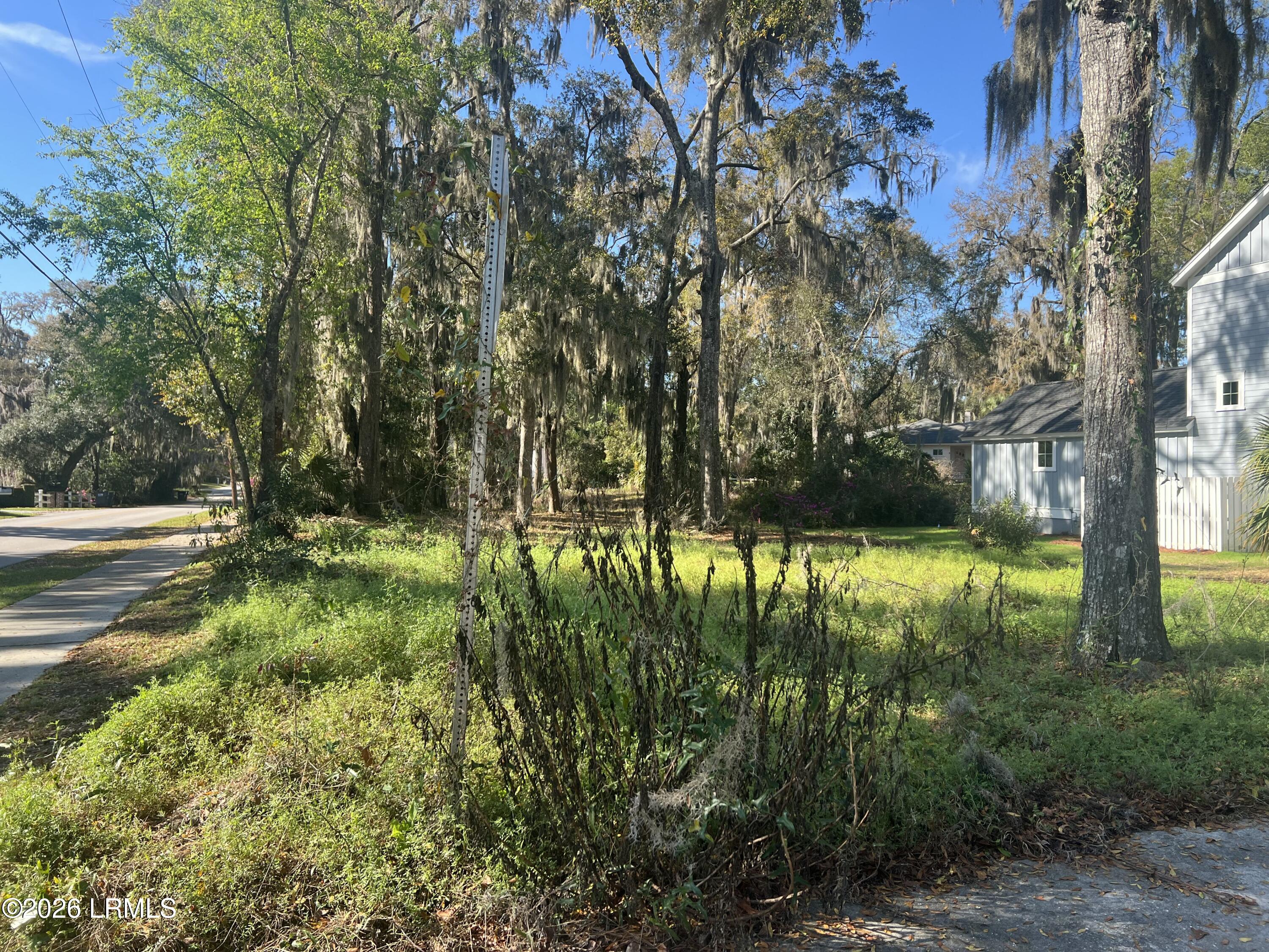 4 Albert Street Beaufort, SC 29902 - Photo 6 of 7 67254F5A-2680-4758-97BD-E54689EB8BC9