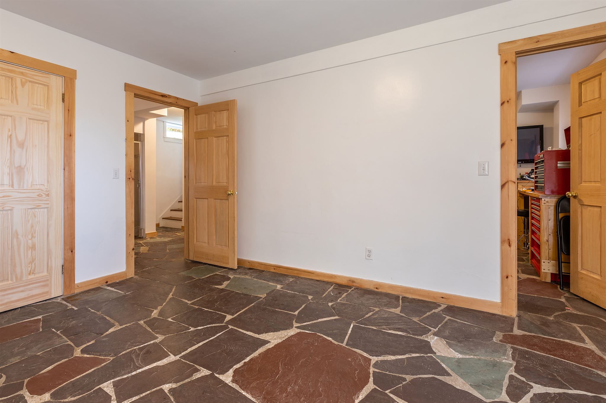 475 Diers Road Jamaica, VT 05343 - Photo 23 of 33 Gallery Image 23
