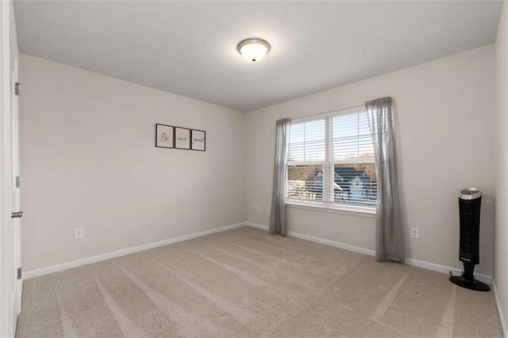 15 Parkside View Cartersville, GA 30121 - Photo 32 of 43 an empty room with windows
