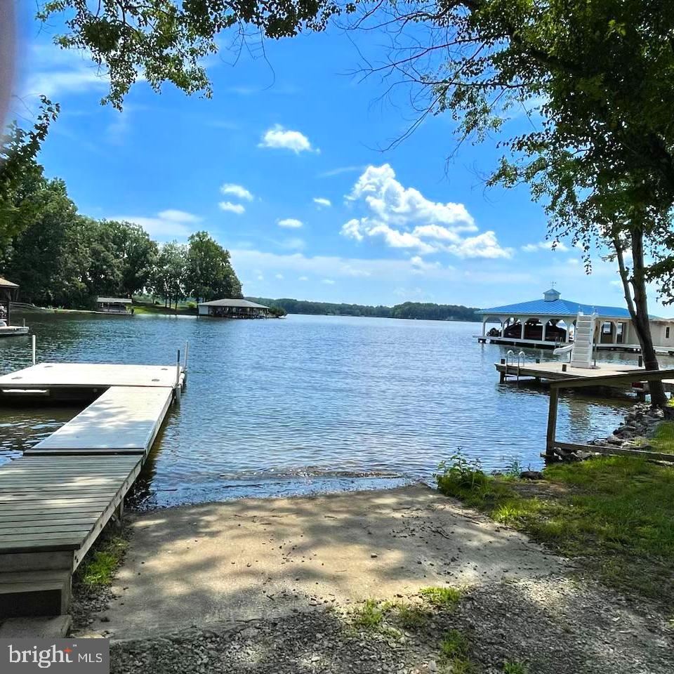 3525 Breaknock Road Bumpass, VA 23024 - Photo 59 of 60 Community Boat launch