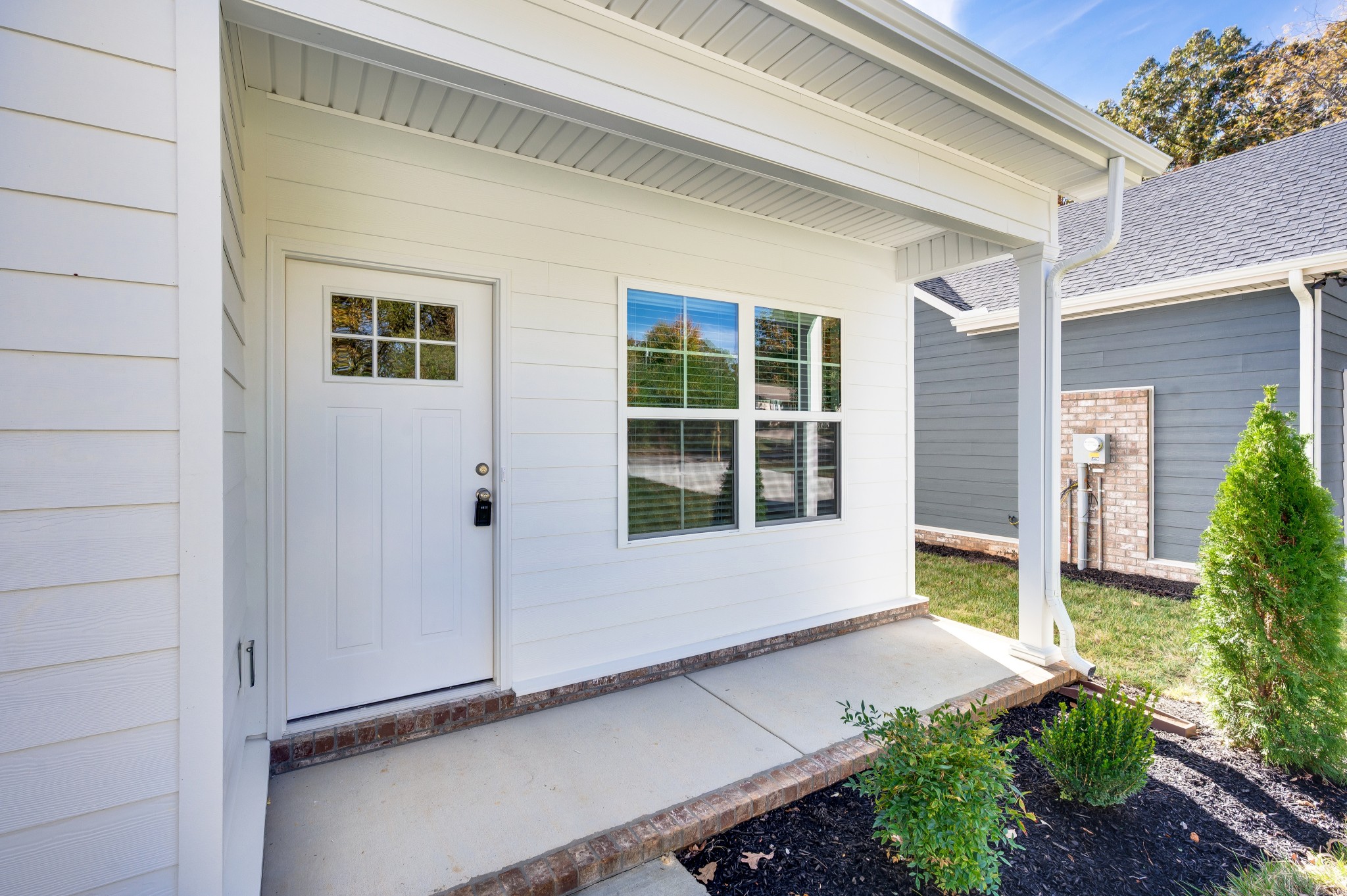 7103 Wiley Circle Fairview, TN 37062 - Photo 2 of 33 a front view of a house with a yard