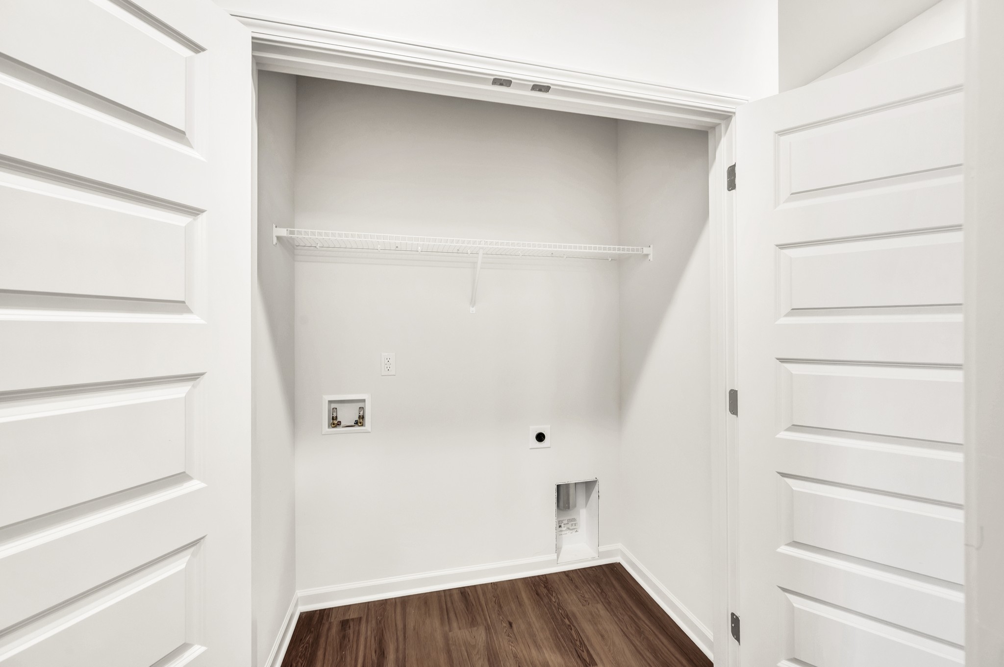 7103 Wiley Circle Fairview, TN 37062 - Photo 29 of 33 a view of walk in closet with empty racks