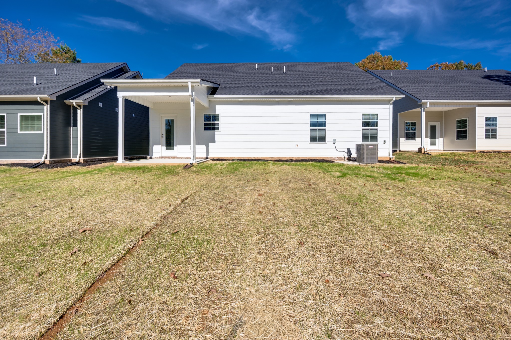 7103 Wiley Circle Fairview, TN 37062 - Photo 30 of 33 front view of a house with a yard