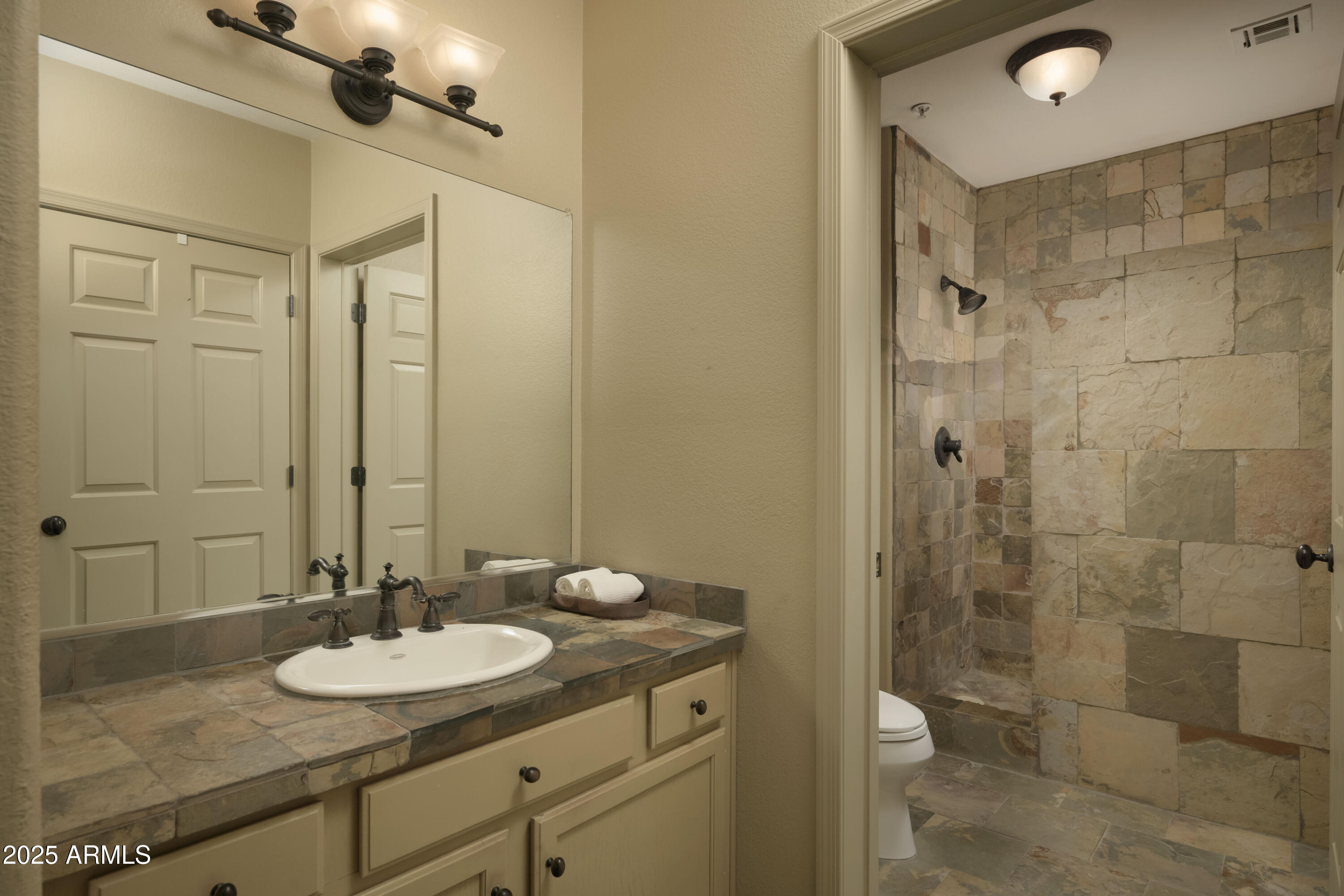7575 East Indian Bend Road, Unit 1118 Scottsdale, AZ 85250 - Photo 8 of 25 Primary Bathroom