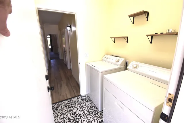 $2,295 | 10230 West Country Club Trail, Peoria, AZ 85383